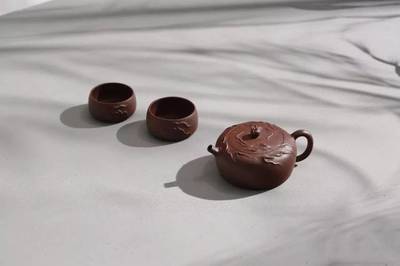 "张望" 清华美院陶瓷艺术设计系校友、教师紫砂作品展