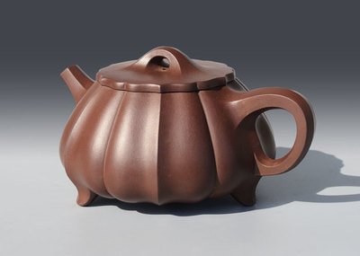 尹琴紫砂壶 泥石无界，紫砂艺术的新境界