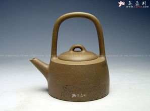 紫砂艺术瑰宝 赵明敏之曼生提梁壶与老段泥的完美交融